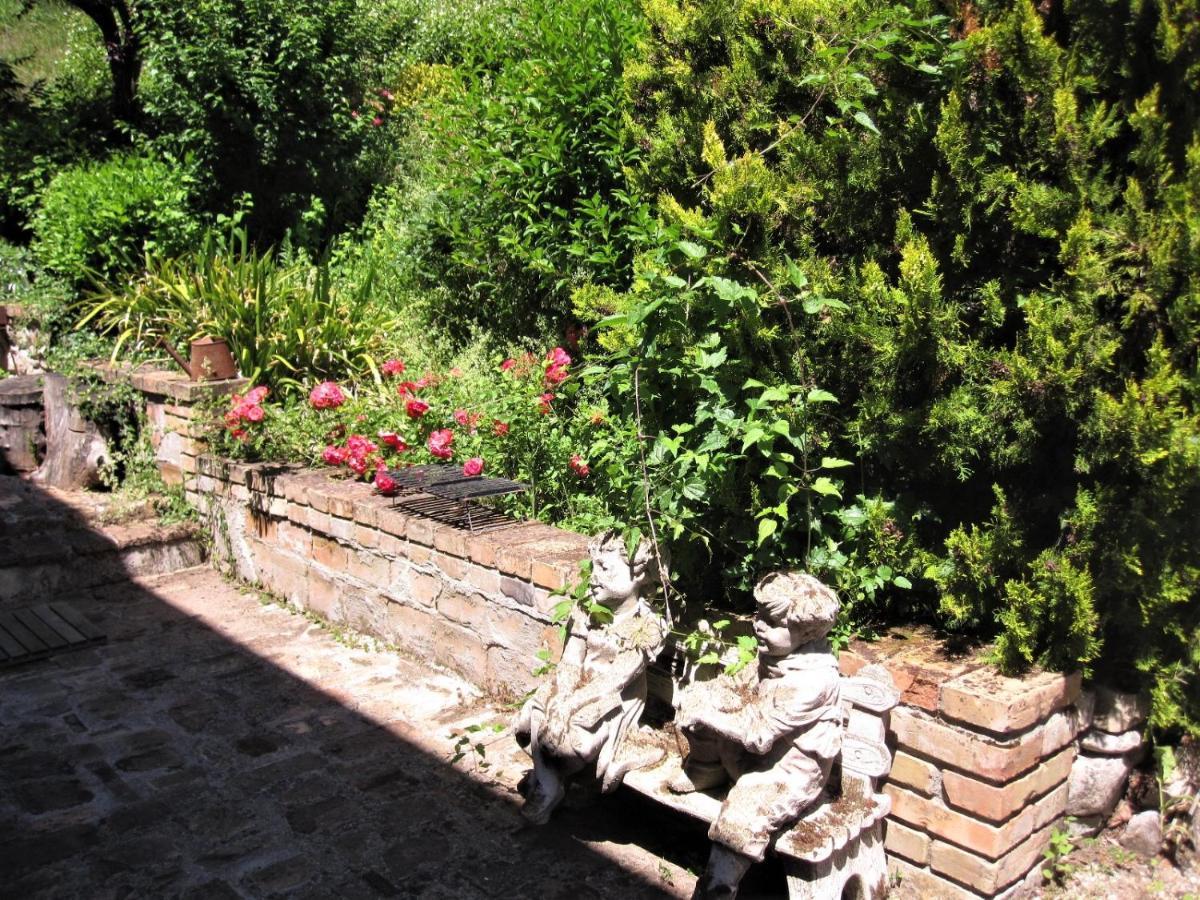La Pietra Rara B&B Montone  Exterior foto